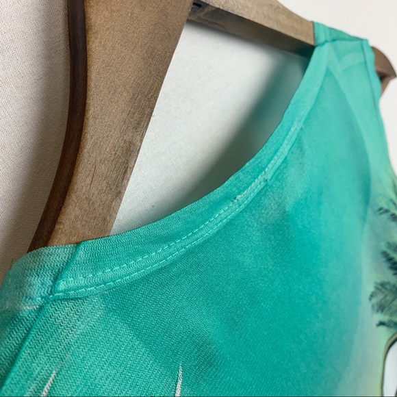 Touch Me Beach Scene 90 Sheer Colorful Jersey USA - Picture 9 of 11